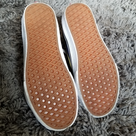 SOLD🖤Sk8-Hi Vans🖤 - Picture 5 of 7